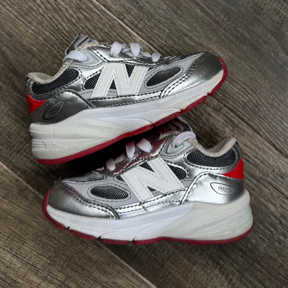 New Balance Other - New balance 990v6 DTLR tinsel silver red gray 6c